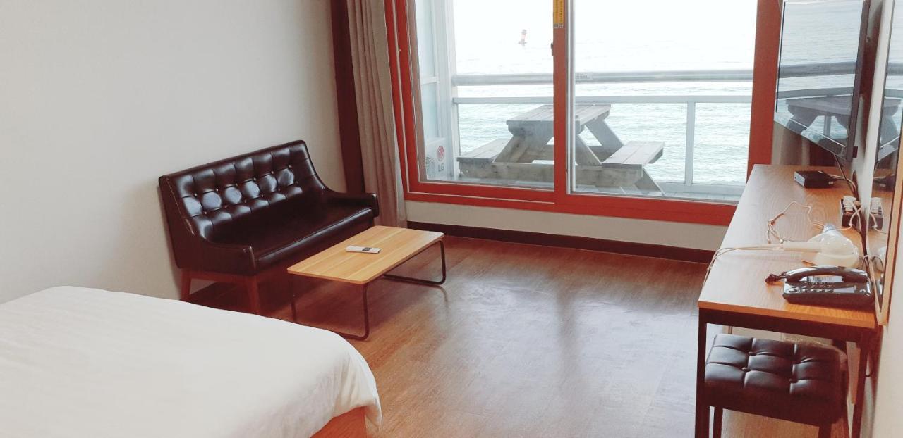 Time Motel Gangneung Exterior foto